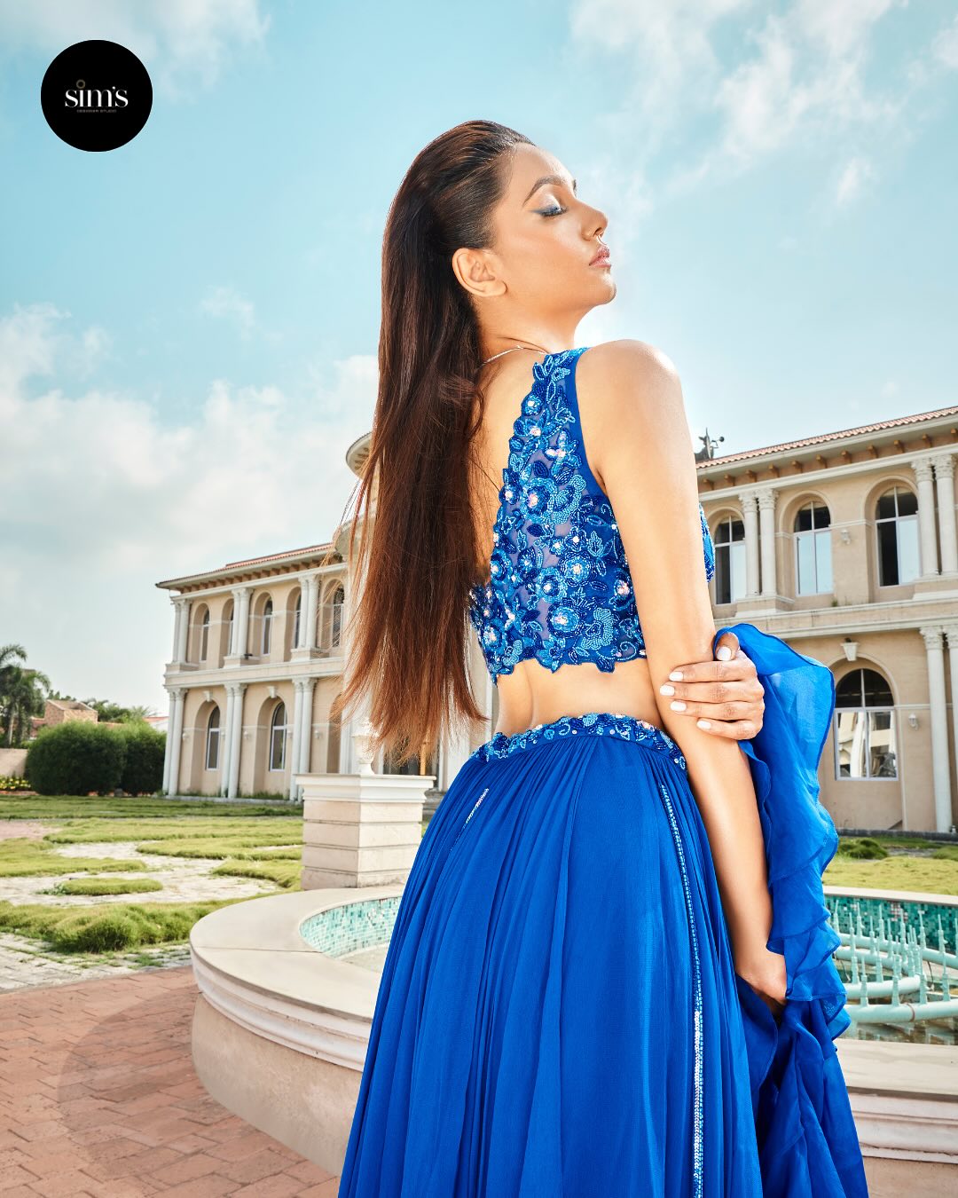 Sapphire Swirl Outfit
